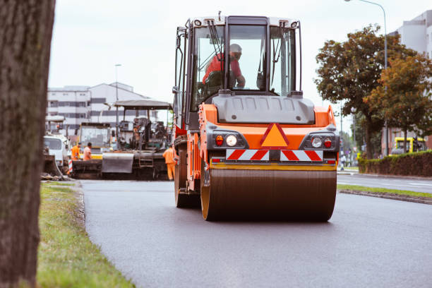 Best Residential Driveway Paver Services  in Schaumburg, IL